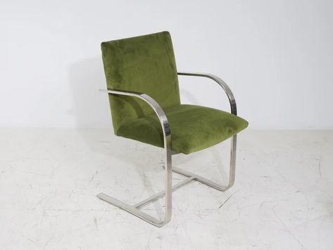 BetsuStudio - Etsy Brno Chair, Ludwig Mies Van Der Rohe, Van Der Rohe, Mies Van Der Rohe, Bar Chair, Green Chair, Brno, Velvet Upholstery, Vintage Chairs