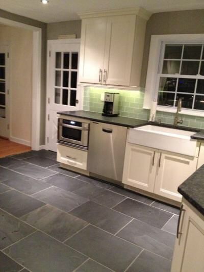 Large Tile Bedroom Floor, Gray Tile Kitchen Floor, Gray Wood Tile Flooring, Slate Floor Kitchen, Farmhouse Kitchen Flooring, Slate Floors, Slate Kitchen, White Farmhouse Sink, Slate Tiles