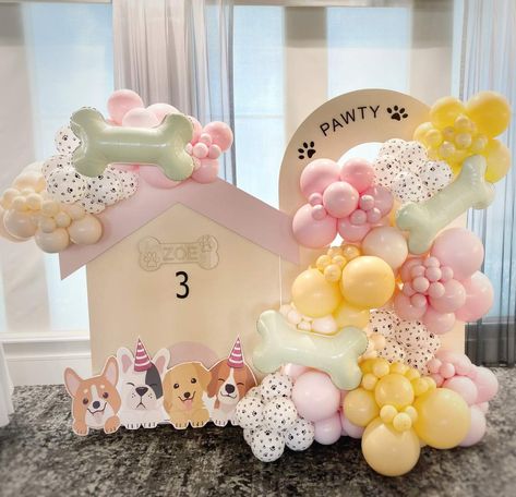 Girl Dog Birthday Party, Puppy Birthday Party Theme, Puppy Birthday Theme, Puppies Birthday, Puppy Party Theme, Birthday Party Photos, Dog Party Decorations, Birthday Dogs, Two Besties