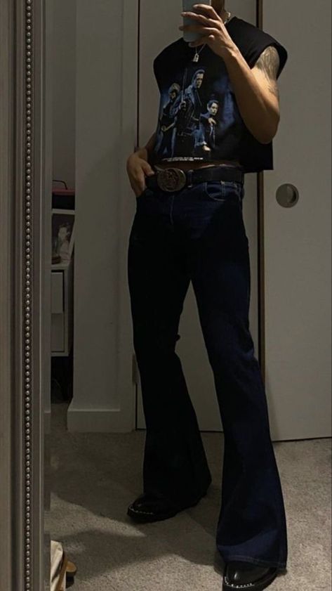 Male Bell Bottoms Outfit, Goth Western Style Men, Disco Style Men, Soft Rock Outfits Men, Bootcut Mens Outfit, Men In Bell Bottoms, Bellbottom Jean Outfits Men, Gothic Fits Men, Bell Bottom Men Outfit