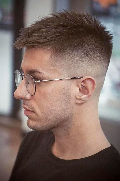 Mid Fade Haircut, Clipper Cut, Trendy Mens Haircuts, Gents Hair Style, Istoria Artei, Men's Short Hair, Spiky Hair, Mens Fade, Faded Hair