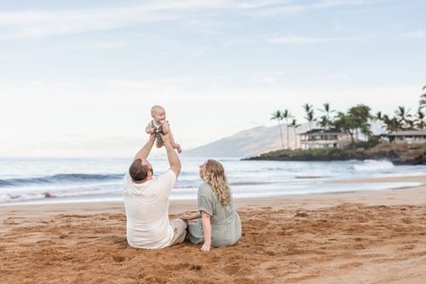 Your Vacation Photographer in Maui: Meet Sara White Sand Beach, Paddle Boarding, Beach Day, Maui, Palm Trees, Meet You, Sea Shells, Wild Flowers, Travel Tips