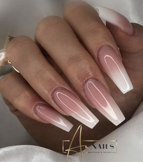 Colors For 2024, Unghie Sfumate, Ombré Nails, Pink Ombre Nails, Ombre Acrylic Nails, Ombre Nail Designs, Fall Acrylic Nails, Long Square Acrylic Nails, Pink Acrylic Nails