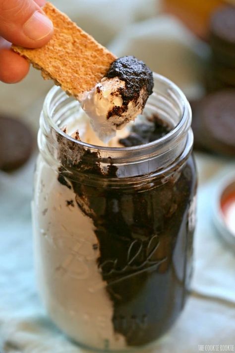 Cookies And Cream Cookie, Oreo Cookie Butter, The Cookie Rookie, Joe Recipe, Cookie Rookie, Trader Joes Recipes, Cookies Cream, Sweet Dips, Cream Butter