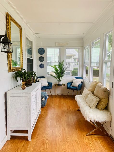 Small Sunroom Ideas Bohemian, Mud Room Sunroom, Small Sunroom Decor, Small Enclosed Front Porch Ideas, Small Sunroom Ideas On A Budget, Porch To Mudroom, Narrow Sunroom, Entryway Sunroom, Enclosed Front Porch Ideas