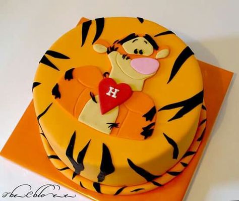 Tigger cake Tigger Birthday Party, Tigger Cake, Tigger Birthday, Trendy Cakes, 10th Birthday Cake, Tiger Blanket, Rainbow Cakes, Disney Pooh, Friends Cake