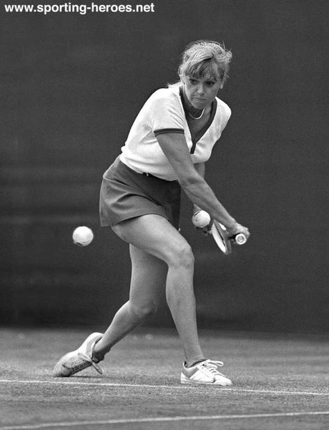 Sue Barker Sue Barker, Womens Tennis, Tennis Players, Tennis