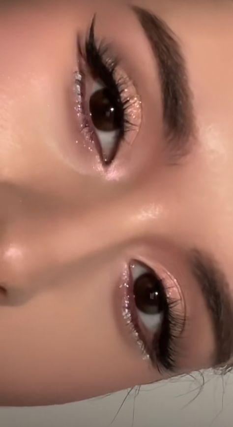 Light Makeup With Lashes, Prom Night Makeup Brown Eyes, Pink Dress Makeup Ideas Hooded Eyes, Euphoria Hoco Makeup, Hoco Makeup Full Face, Princess Make Up Aesthetic, Makeup Ideas For A School Dance, Simple Boho Makeup, Star Prom Makeup