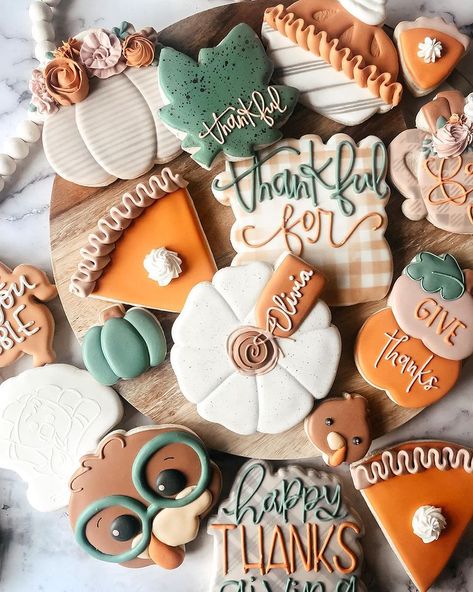 THANKSGIVING Presale! We will be closing the site down on Thursday so make sure to get your orders in now at treatyourselfcookies.com… Leaves Cookies Decorated, Place Card Cookies, Thanksgiving Cookies Decorated, Friendsgiving Dinner, Leaf Cookies, Thanksgiving Cookies, Cookie Time, Fall Cookies, Fall Food