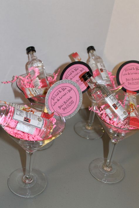 Bridesmaid Alcohol Gifts, 30th Bday Party Favors, 21st Bday Party Favors, Party Favor Bags For Adults, Pink Party Favors For Adults, Alcohol Party Favors, 21st Party Favors, Adult Gift Bag Ideas Party Favors, Mini Alcohol Gifts