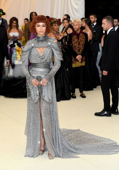 Zendaya Is a Warrior Ready to Take On the World in Her Met Gala Gown K C Undercover, Zendaya Met Gala, Gala Gowns, Met Gala Outfits, Gala Gown, Met Gala Dresses, Gala Outfit, Gala Fashion, Met Gala Red Carpet