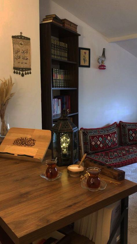 Arab Design Interior, Arab Room Decor, Arabic Aesthetic, Muslim Aesthetic, Home Board, Prayer Room, Home Room Design, Room Aesthetic, Aesthetic Room Decor