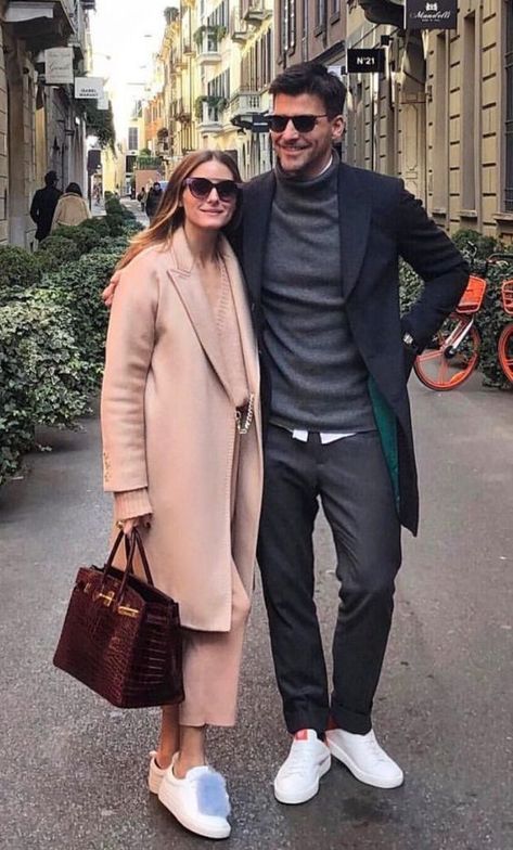 Outfit Pareja, Casual Couple Outfits, Mens Tailored Suits, Mens Fall Outfits, Estilo Olivia Palermo, Johannes Huebl, Smart Casual Dress, Miami Outfits, Olivia Palermo Style