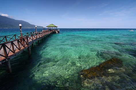 √  Pulau Tioman, Malaysia - backpacking then, it was gorgeous, I also remember the sandflies Pulau Tioman, Tioman Island, Kuala Terengganu, Malaysia Travel, Kota Kinabalu, Holiday Places, Ipoh, Honeymoon Travel, Island Getaway