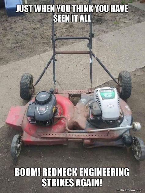 Country Jokes, Diy Lawn, Morning Humor, Lawn Mowers, Car Humor, Welding Projects, Funny Pics, Lawn Mower, Really Funny