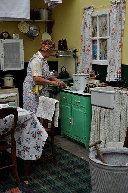 Old fashion Mismatched Kitchen, Farm Kitchens, Granny House, Grandma Cooking, 1940s Home, 1940's Style, Farmers Wife, Vintage Kitchens, Grandma's Kitchen