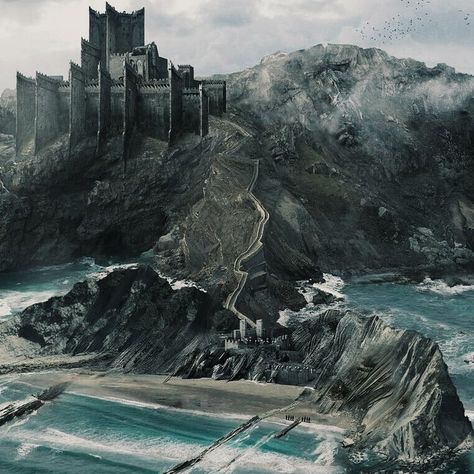 Craig Aesthetic, Dragonstone Castle, House Of Salt And Sorrows, Game Of Thrones Castles, Aegon Targaryen, Daemon Targaryen, Castle Aesthetic, Asoiaf Art, Targaryen Aesthetic