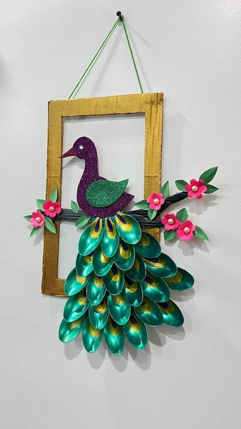 Plastic Spoon Art, Clown Crafts, Diwali Decorations At Home, Diy Plant Hanger, Wedding Crafts Diy, Best Out Of Waste, Diy Crafts For Kids Easy, Craft Classes, Clay Art Projects