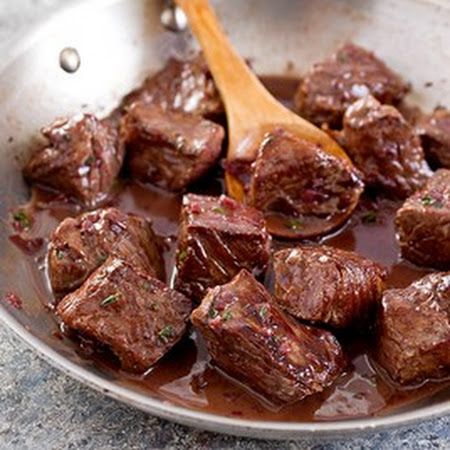 Steak Tips with Red Wine Sauce Steak Tips, Red Wine Sauce, Beef Tips, Wine Sauce, Beef Dinner, Beef Dishes, Meat Recipes, Yummy Dinners, Beef Recipes