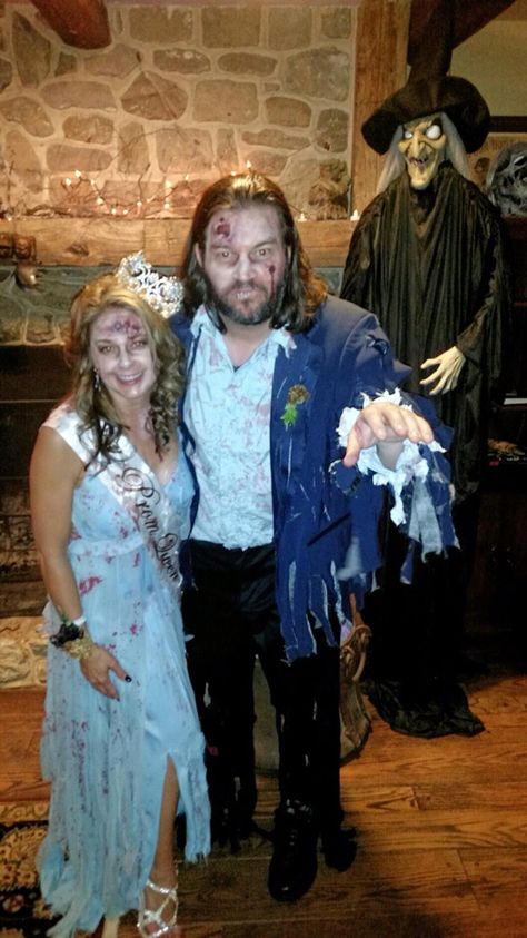 Zombies Couple Costume, Prom Zombie, Zombie Bride And Groom Halloween, Women’s Zombie Costume, Zombie Prom Queen, Prom King And Queen, Zombie Prom Queen Costume, Zombie Prom, Prom Costume