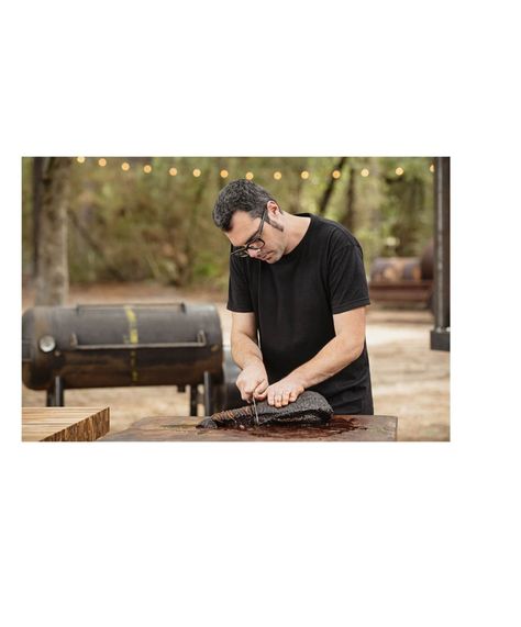 How to Slice Brisket With Pitmaster Aaron Franklin (With Video) Frijoles Charros Recipe, Best Brisket Recipe, Best Brisket, Aaron Franklin, Charro Beans, Cowboy Beans, How To Soak Beans, Brisket Recipe, Texas Barbecue