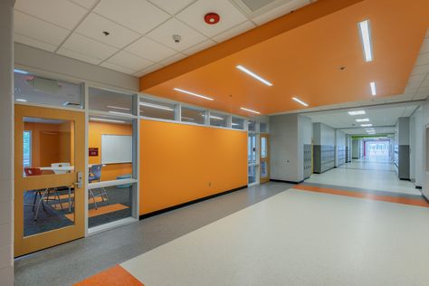 Asheville Middle School Front Interior K-12 education School Building Interior, Middle School Interior, Classroom Floor Plan High School, High School Corridor Design, Korean High School Interior, Beautiful Spectacles, School Interior Design, Elementary School Corridor Design, Education Design Interior