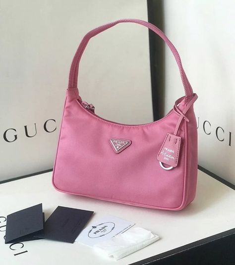 Small Pink Bag, Aesthetic Purses, Re Edition Prada, Pink 2000s, Pink Prada, Prada Purses, Dream Bags, Inside My Bag, Prada Handbag