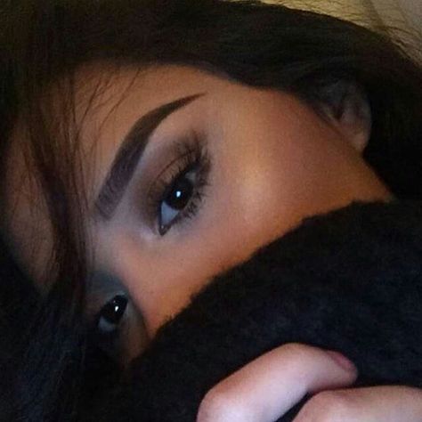 Eyebrows 2016, Ivana Santacruz, Makeup 2016, Bad Eyebrows, Circle Lens, Eyebrows On Fleek, Concealer Makeup, Perfect Eyebrows, Beat Face