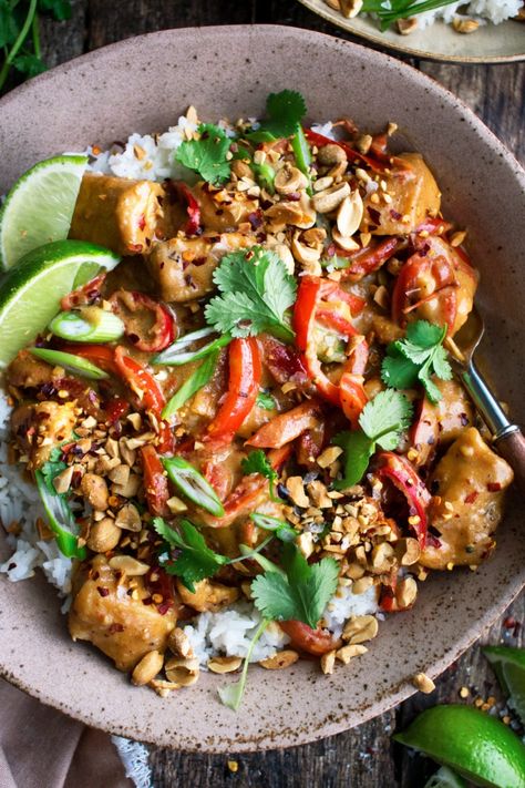 Spicy Thai Peanut Chicken - The Original Dish Spicy Thai Peanut Chicken, Healthy Thai Recipes Clean Eating, Ground Chicken Thai Recipes, Easy Thai Dinner, Thai Chicken Satay With Peanut Sauce, Thai Peanut Bowl, Thai Garlic Chicken, Thai Chicken Peanut, Thai Peanut Sauce Recipe