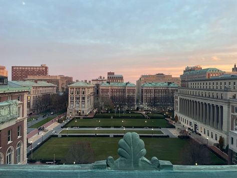 Columbia University Campus, Barnard Aesthetic, Columbia University Dorm, Columbia University Aesthetic, Columbia Campus, Colombia University, Columbia Uni, America University, Columbia Law School