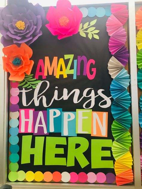 Amazing Things Happen Here, Flower Wall Hanging Decor, Room Hanging Decor, Diy Paper Wall Hanging, Valentines Door, Art Bulletin Boards, Wall Hanging Ideas, Diy Classroom Decorations, School Board Decoration