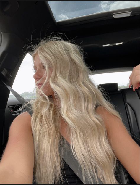 Beach Blonde Hair, Blonde Hair Goals, Perfect Blonde Hair, Bright Blonde Hair, Summer Blonde Hair, Summer Blonde, Beach Blonde, Haircare Routine, Dyed Blonde Hair