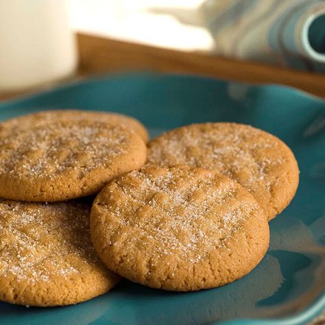 SKIPPY® peanut butter has been around since 1933, so these SKIPPY® Classic Peanut Butter Cookies are truly just like grandma's. Skippy Peanut Butter Cookies, Peanut Butter Cookies Recipes, Butter Cookies Recipes, Peanut Butter Cookie Recipes, Butter Cookie Recipes, Peanut Butter Spread, Recipes Peanut Butter, Peanut Butter Kiss Cookies, Skippy Peanut Butter