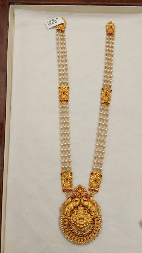 Pearl Jwellary Gold, Pearl Haaram Gold, Gold Necklace Designs With Grams, Abharana Jewellery Designs, Pearl Gold Chain Design, 6 Grams Gold Necklace, Pearl Haaram Designs, Single Kada Designs Gold, Hara Designs Gold