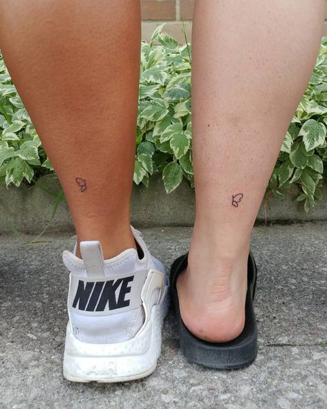 Cute Best Friend Tattoos, Matching Bff Tattoos, Partner Tattoos, Cute Matching Tattoos, Matching Friend Tattoos, Small Matching Tattoos, Matching Best Friend Tattoos, Bestie Tattoo, Matching Sister Tattoos