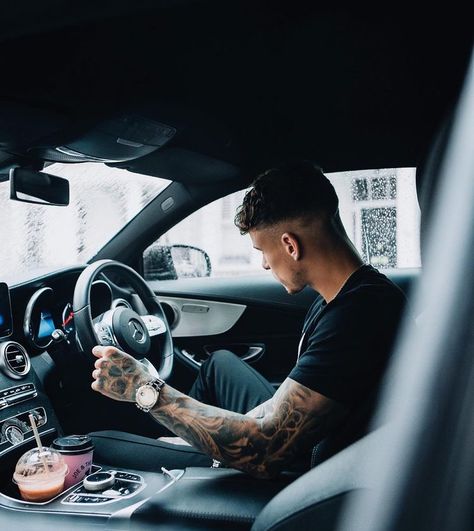 Guy With Car Photography, Man In Car Aesthetic, Poses For Men Instagram Aesthetic, Man Driving Car Aesthetic, Guy Driving Car Aesthetic, Car Poses Men Photo Shoot, Car Photo Poses, Car Photography Poses, Photo Shoot With Car