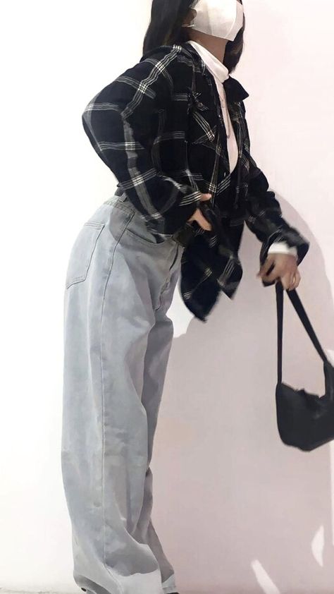 Long sleeve turtle neck .｡.:* Flannel .｡.:* Jeans Outfit Ideas Turtle Neck Long Sleeve, Baggy Jeans And Long Sleeve, Outfit Ideas Turtle Neck, Flannel Jeans, Ootd Ideas, Baggy Jeans, Harem Pants, Casual Wear, Long Sleeve Tops