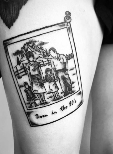 Family Picture Tattoo, Polaroid Picture Tattoo, Goonies Tattoo, Polaroid Tattoo, Tattoos Mom, Tattoo Chart, Family Tattoo Ideas, Dog Portrait Tattoo, Tatoo Inspiration