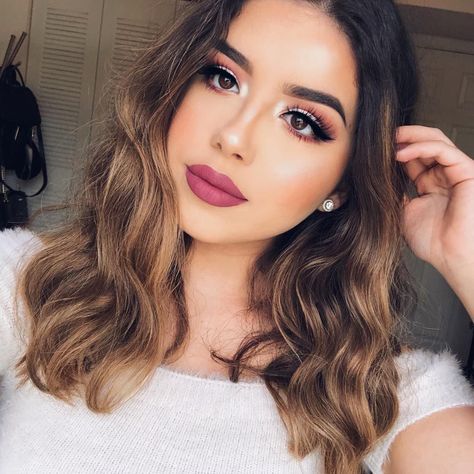 Makeup For Latinas, Bride Haircut, Amanda Diaz, Change Hair, Short Brown Hair, Short Hair Balayage, Trendy Hair Color, Short Hair Color, Trendy Hair