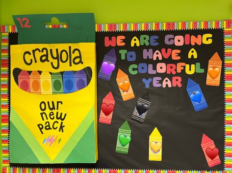 Classroom Door Crayon Theme, Crayon Bulletin Boards, Crayon Classroom, Crayon Themed Classroom, Back To School Board, Welcome Bulletin Boards, Preschool Bulletin, Preschool Classroom Decor, Preschool Bulletin Boards