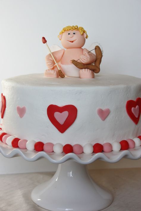 Cupid Cake, Valentine's Cakes, Cookie Decoration, Valentine Cake, Cake Decorating Tutorials, Gum Paste, Baby Birthday, Cake Cookies, Cookie Decorating