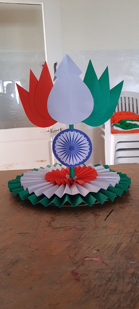 15 August Independence Day Decoration, Independent Day Craft, Kid Painting, Independence Day Activities, Crafts Bookmarks, Independence Day Card, Independence Day Drawing, Flag Images, Independence Day Special