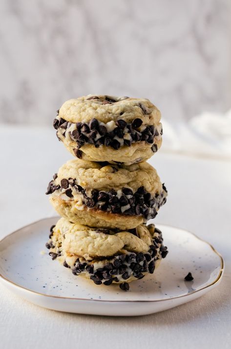 Cannoli Cookies | A Cookie Named Desire Cannoli Whoopie Pies, Cannoli Cookie Recipe, Cannoli Cookie, Cannoli Cookies Recipe, Cannoli Cookies, Holy Cannoli, Baking Journal, Cookie Sandwiches, Italian Pastries