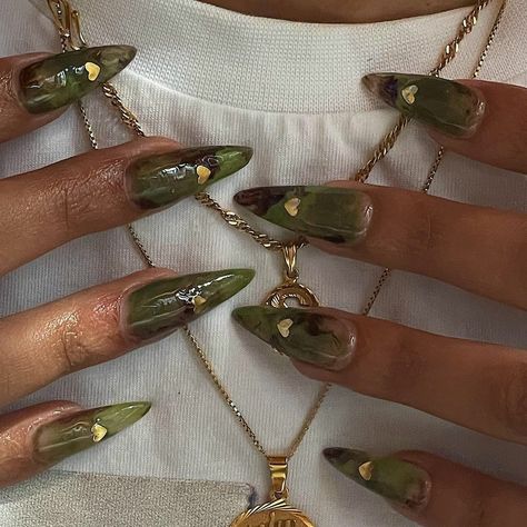 Olive Green Nails, Mystic Nails, Nails Marble, Nails Heart, Long Almond, Hippie Nails, Green Nail, Painted Nail Art, Pearl Nails