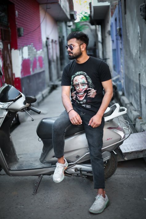 Icon People, Rinku Singh, Fashion Moments, Street Workout, Paris Street Style, Fashion Icon, Fall Street Style, Stylish Fashion, Mens Street Style