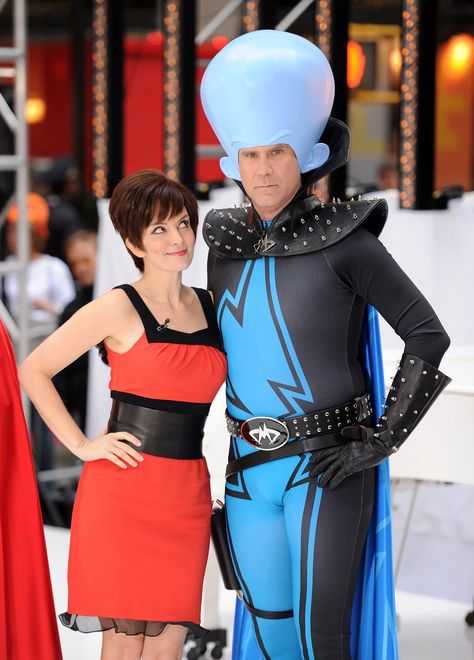 Tina Fey and Will Ferrell as their Megamind characters 38 Best And Worst Celebrity Halloween Costumes Megamind Characters, Movie Character Halloween Costumes, Nostalgic Cartoon, Movie Character Halloween, Character Halloween Costumes, Creative Costume, Movie Character Costumes, Halloween Parejas, Best Celebrity Halloween Costumes