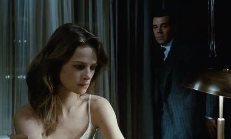 Charlotte Rampling, Dirk Bogarde, The Night Porter (Liliana Cavani, 1974) Ss Officer, The Night Porter, Drama Films, Vienna Hotel, Bob Fosse, The Magic Flute, The Affair, Stockholm Syndrome, Waves Icon