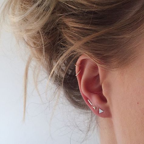 Minimalist Ear Piercings, Cool Ear Piercings, Pretty Ear Piercings, Cute Ear Piercings, Simple Stud Earrings, Minimal Earrings, Good Ideas, Mismatched Earrings, Sterling Silver Stud Earrings