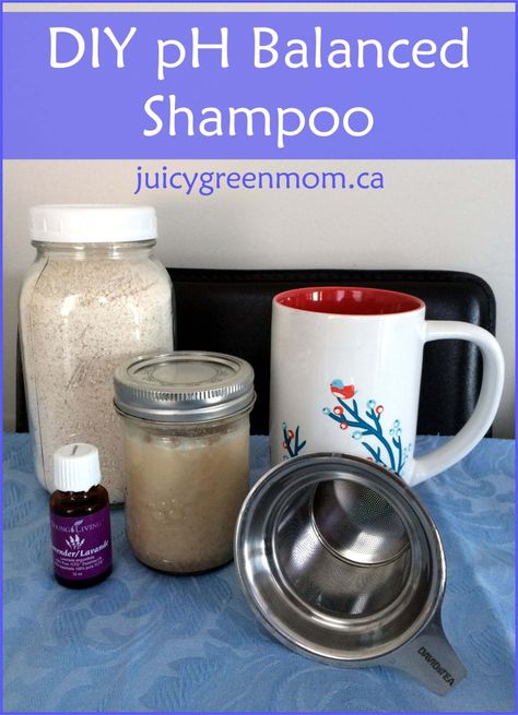 DIY-pH-balanced-shampoo-juicygreenmom Shampoo And Conditioner Recipes, Diy Shampoo And Conditioner, Diy Shampoo Recipe, Ph Balanced Shampoo, Baking Soda For Hair, Conditioner Recipe, Baking Soda Benefits, Shampoo Recipe, Diy Shampoo