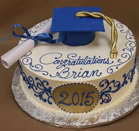 Graduation Diy Decorations, Hennessy Cake, High School Graduation Cakes, Graduation Cake Designs, Cake Paris, Graduation Party Cake, Graduation Party High, Crumble Cake, Graduation Cake